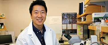 Dr. Jon An in lab