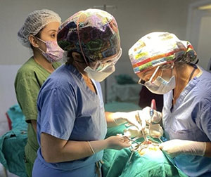 Dr. Bhat performs cleft surgery in Bolivia.