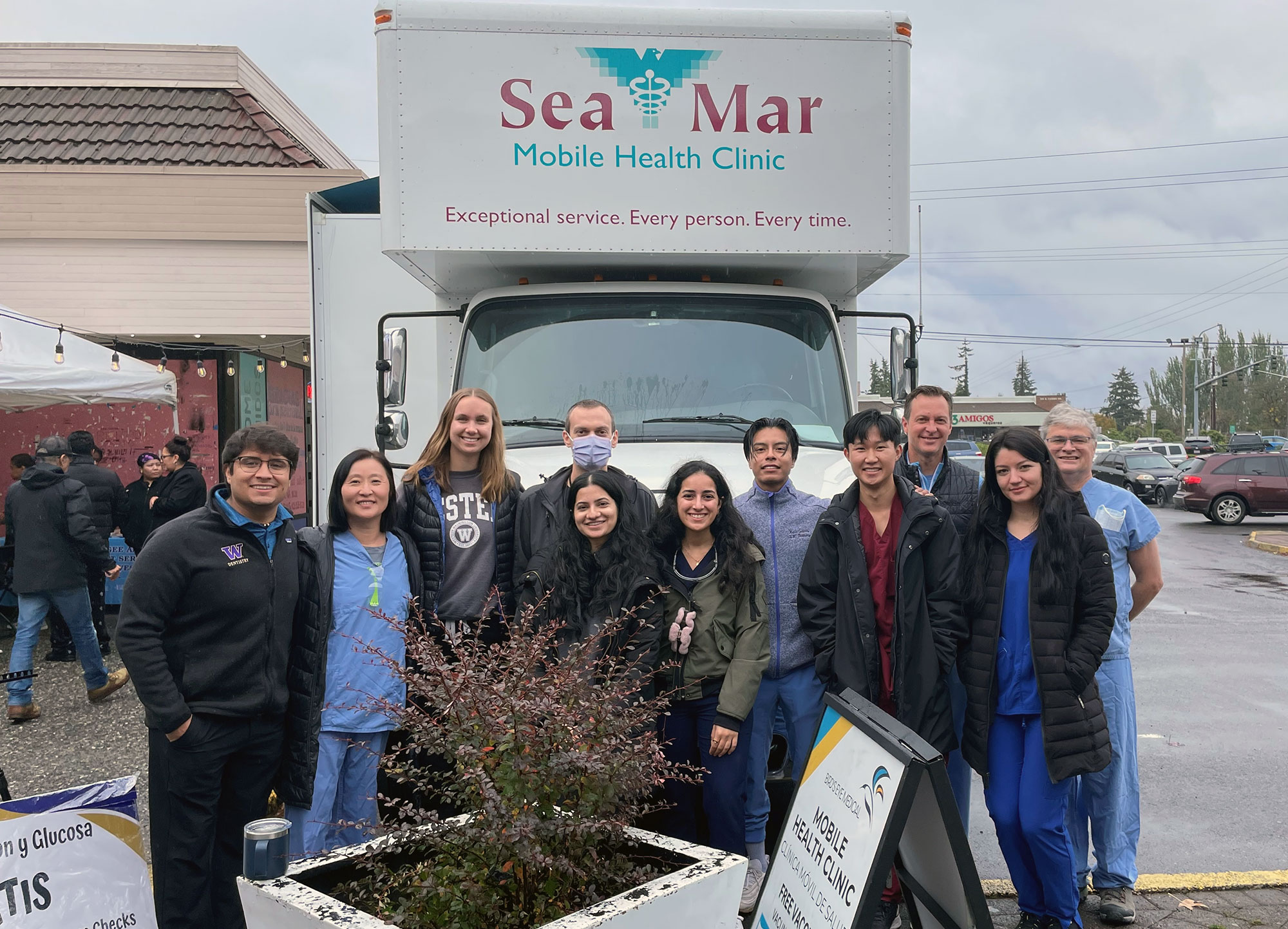 Volunteers with SeaMar mobile clinic